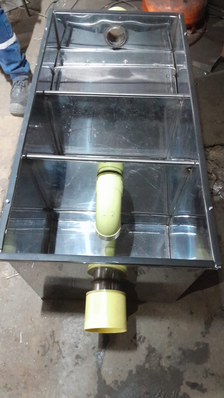Fabricación trampas de grasa en inox 